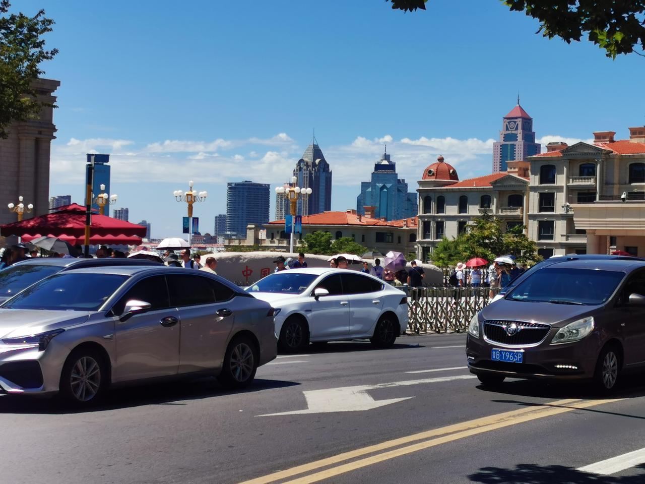 无论是地缘博弈，还是资源控制，未来发展竞争的实质是对电力生产资料和先进科技生产力