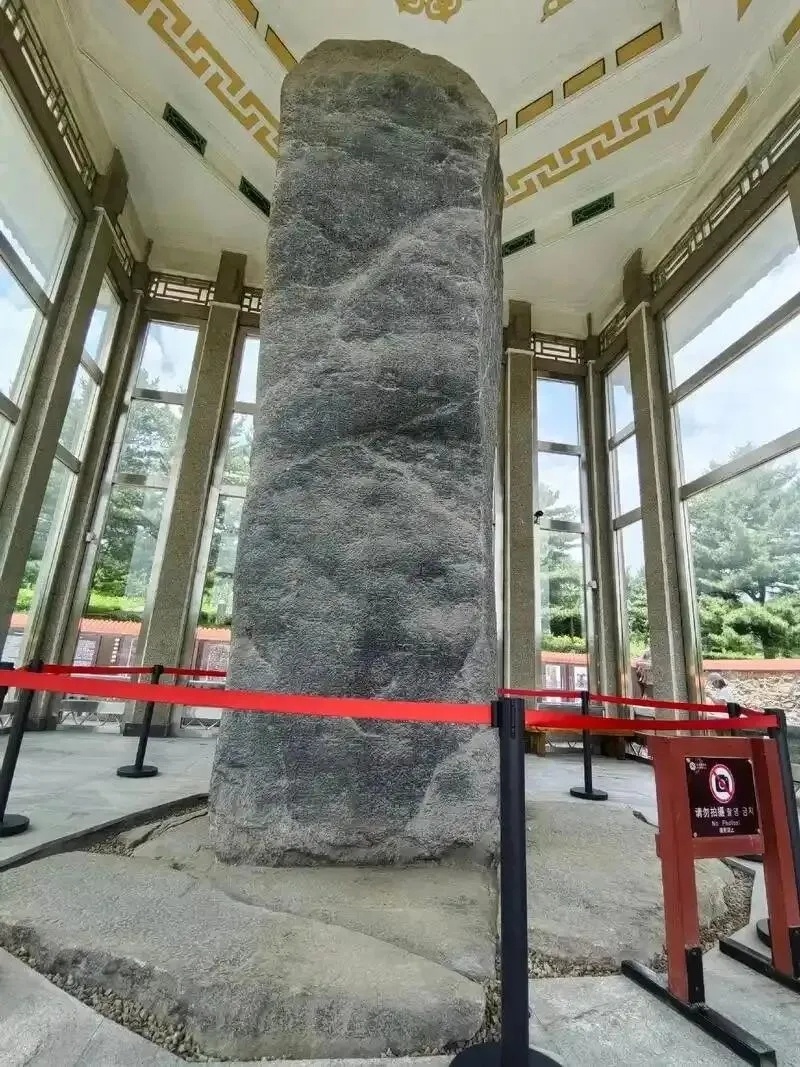 花花星语[超话] 转发:韩国为了重塑肉身，拼了小命了！2023年光州高铁扩建工地