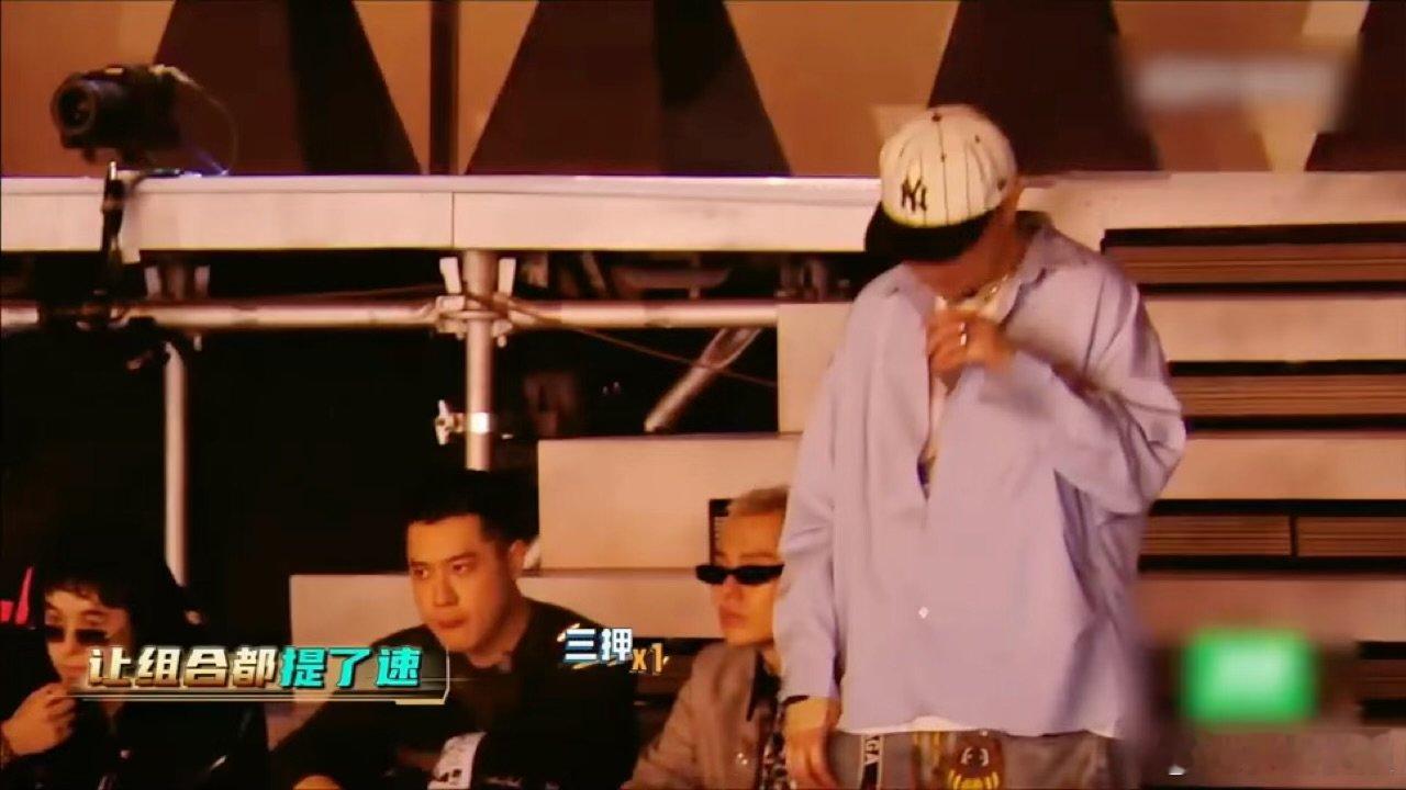 盛宇唱出了自己的来时路盛宇放大招了《从前以后PT.1》不愧很多人心中本场最佳，盛