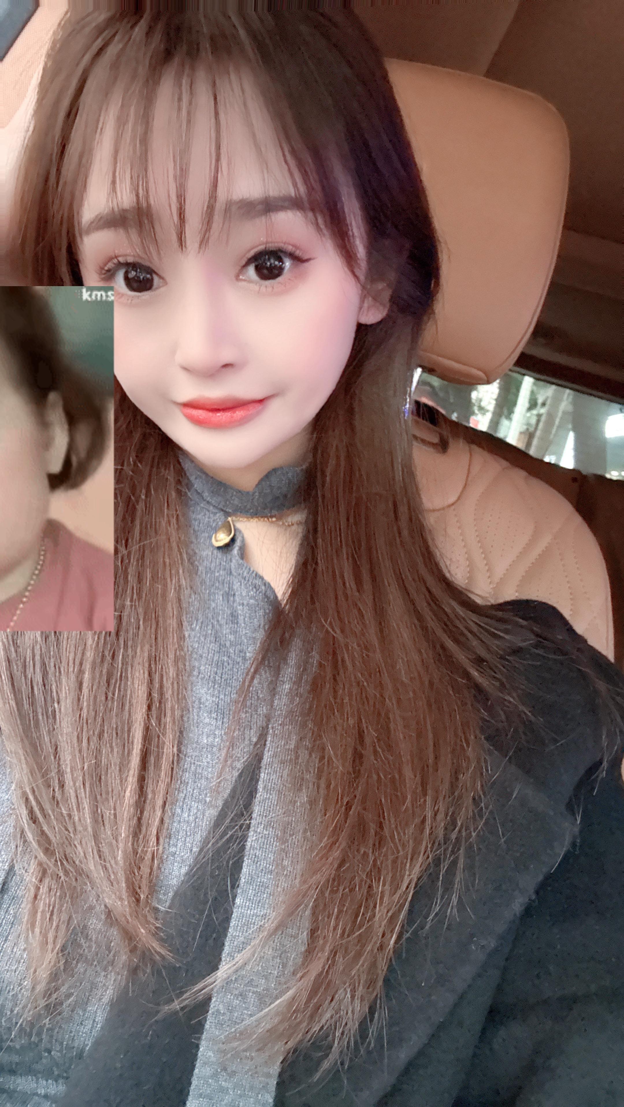 直到我意识到，我舍不得的人，               没有舍不得我...