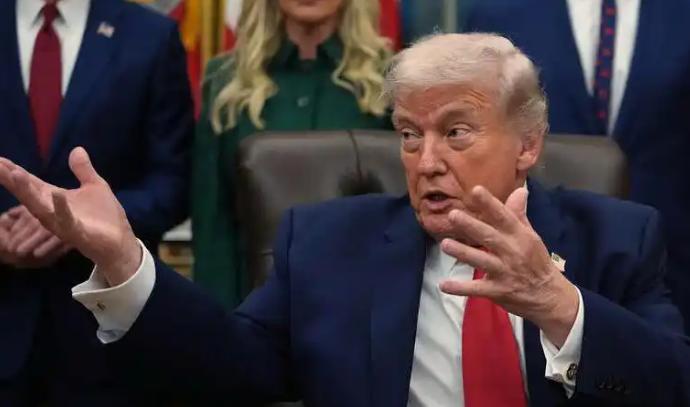 特朗普这个人还是有优点的，那就是有事不会藏着掖着，当主持人质问特朗普：你怎么能相