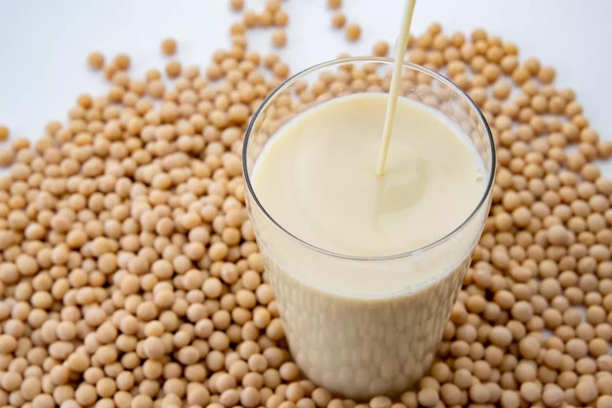 【豆浆营养价值丰富常见作用一次看】

对此，台大生物产业学系教授洪泰雄分享豆浆的