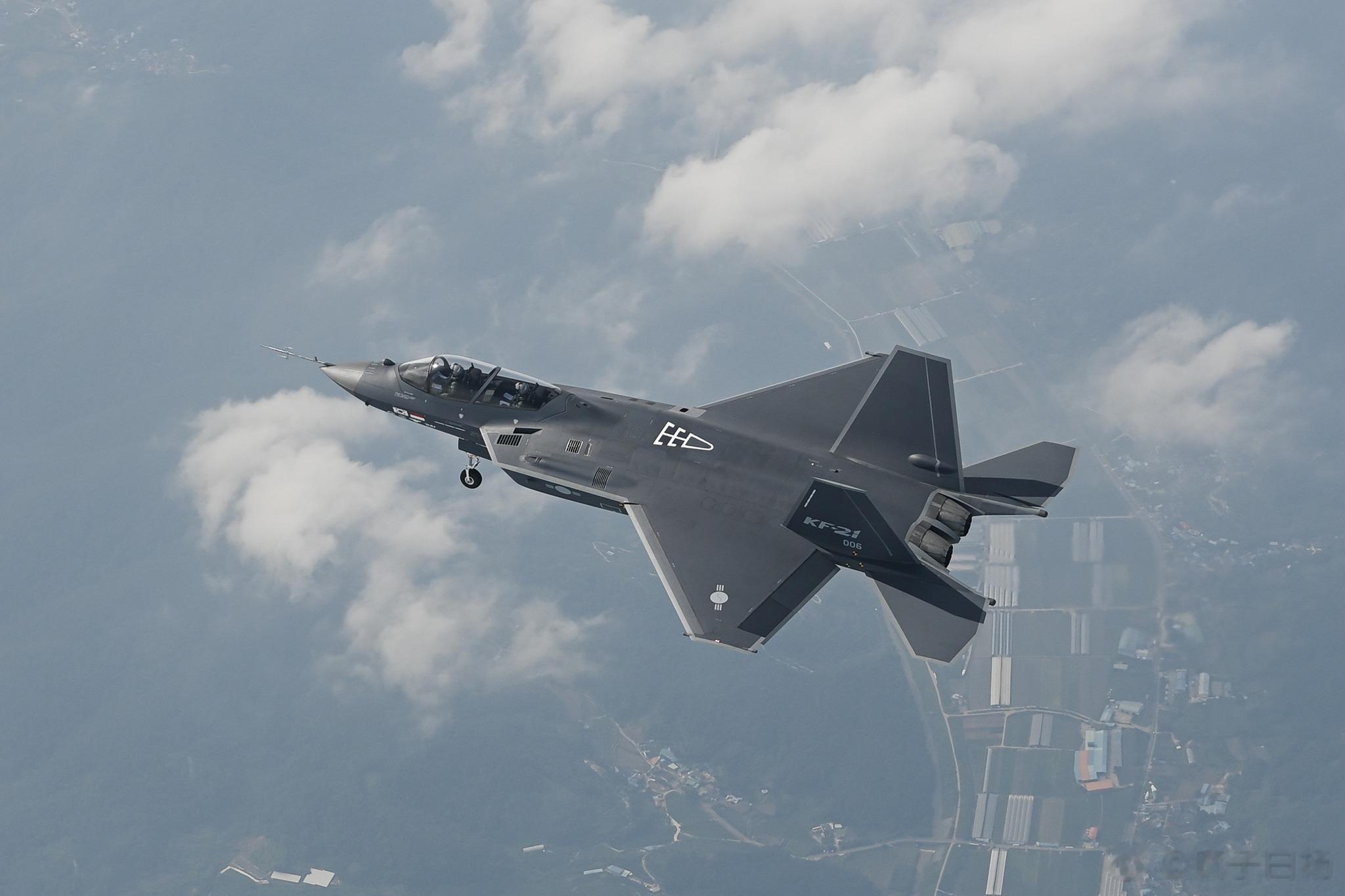 2023年6月28日韩国空军KF-21第六架同时也是最后一架原型机成功完成首飞。