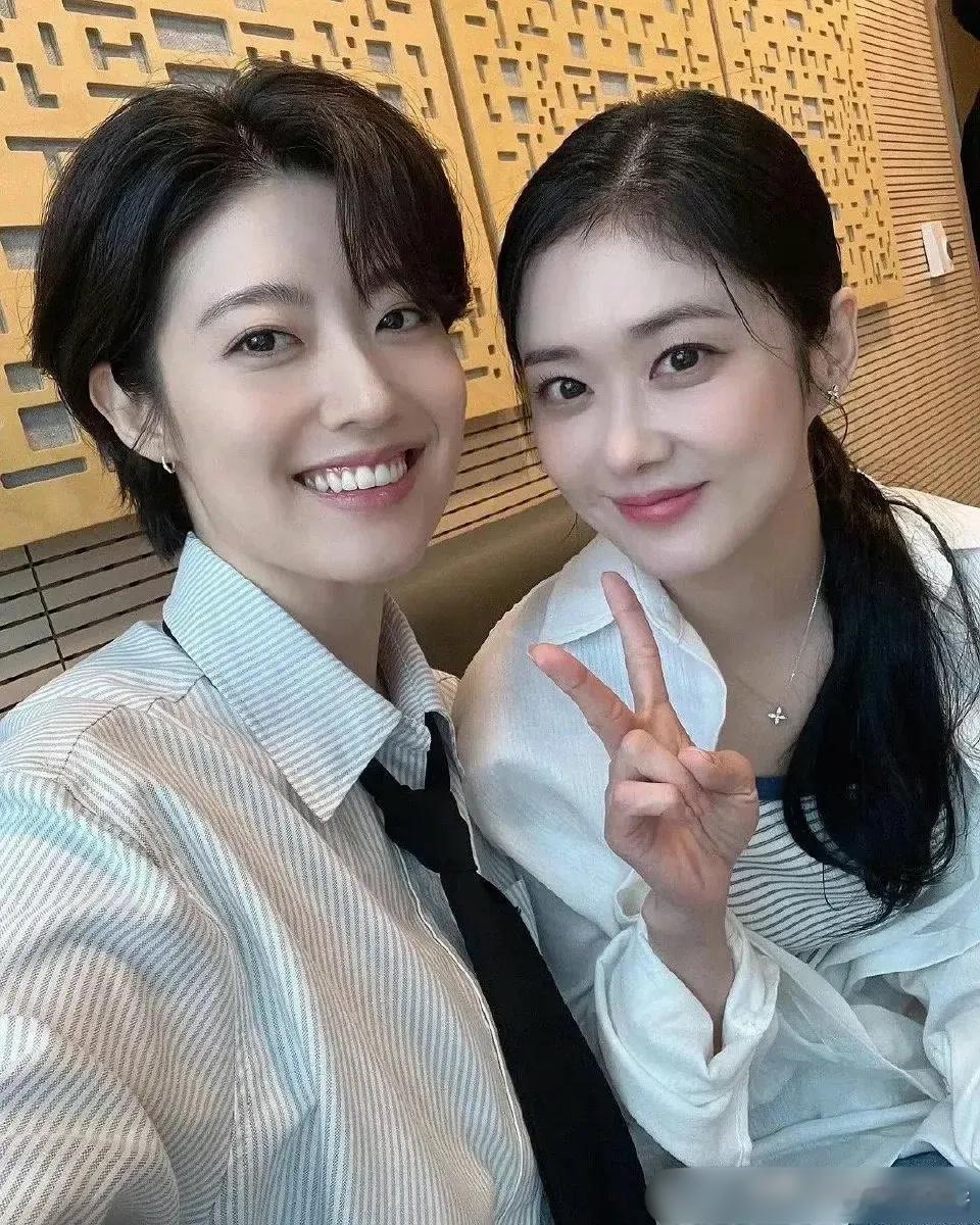 张娜拉42岁这状态也太好了 ​​​