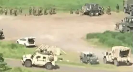 轰的一声，日本传来巨大爆响，自卫队伤亡惨重
 
轰的一声巨响，日本那边彻底炸锅了