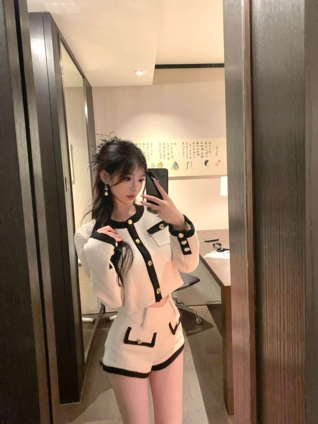 🐾