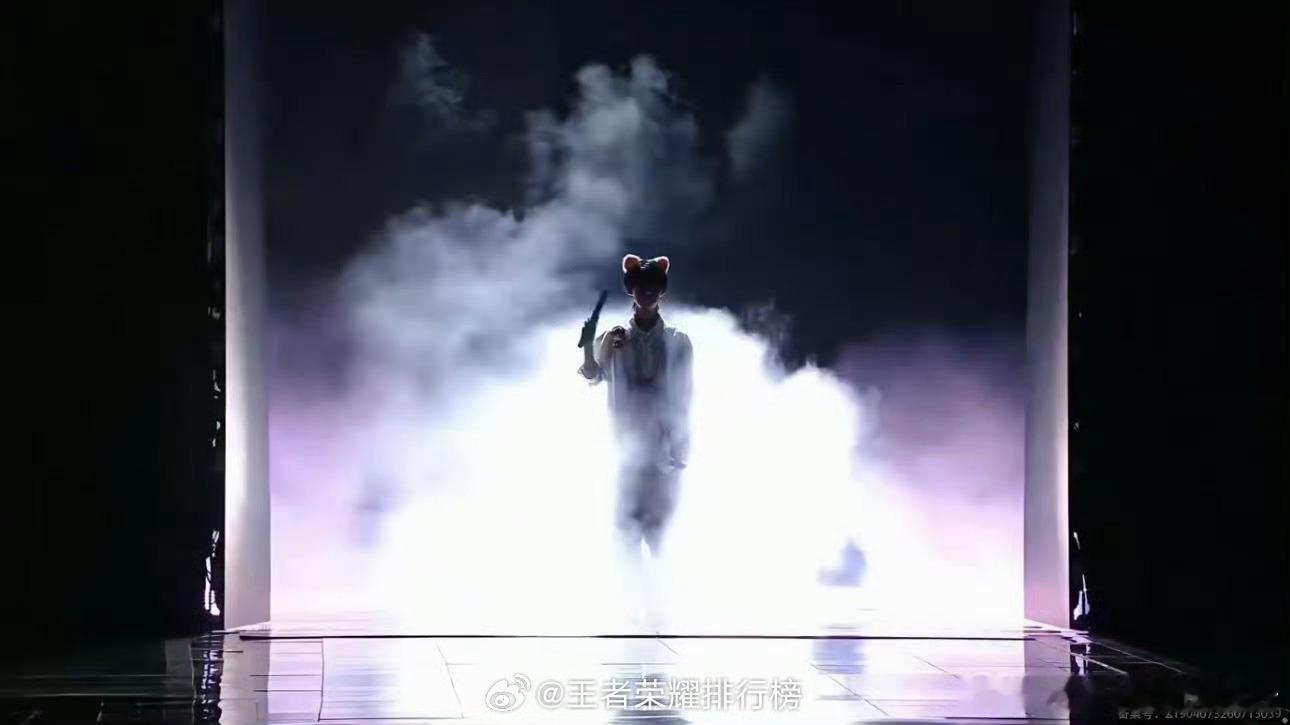 王者萌新之夜表演赛直播 看惯高强度的KPL正赛，这种娱乐向表演赛刚刚好，不用紧绷