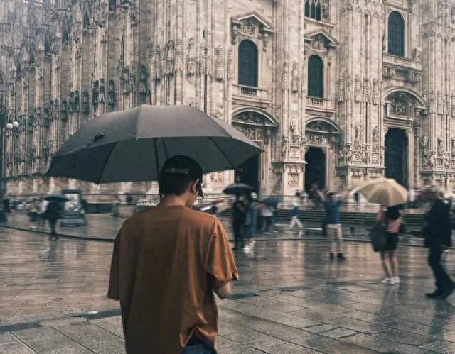 王源：雨