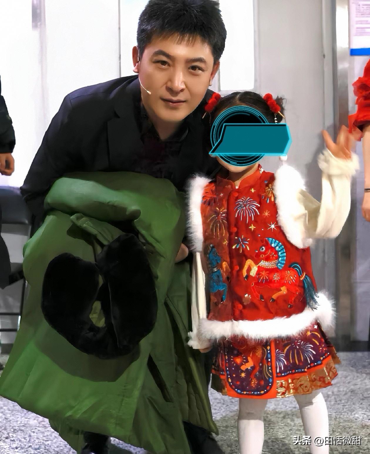 小品演员孙涛现身2026年央视春晚彩排现场。

孙涛没有回避，只是近期选择了断更