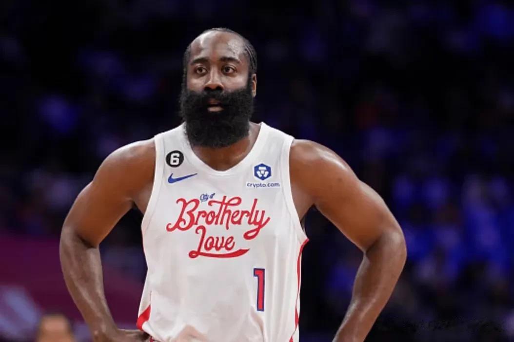ESPN：各种信号表明哈登将回到76人，与快船的交易没有进展！

近日，ESPN