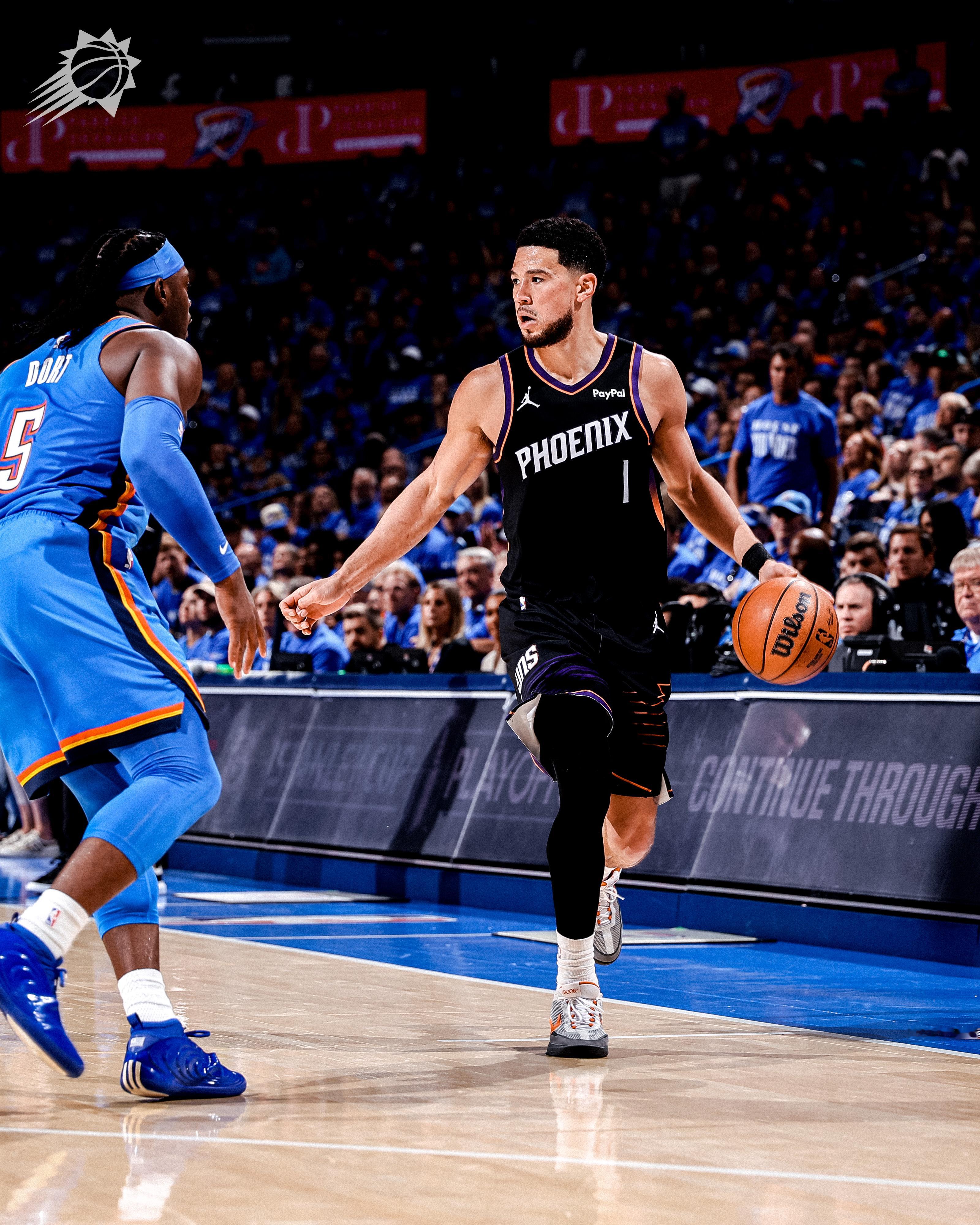 奥特直言：“我们不能一直靠单打。” 他认为球队的进攻停滞主要是因为球权移动不佳，