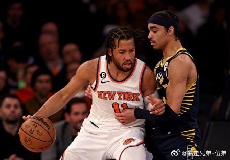 尼克斯1比2步行者北京时间 2025 年 5 月 26 日，NBA 季后赛东部决