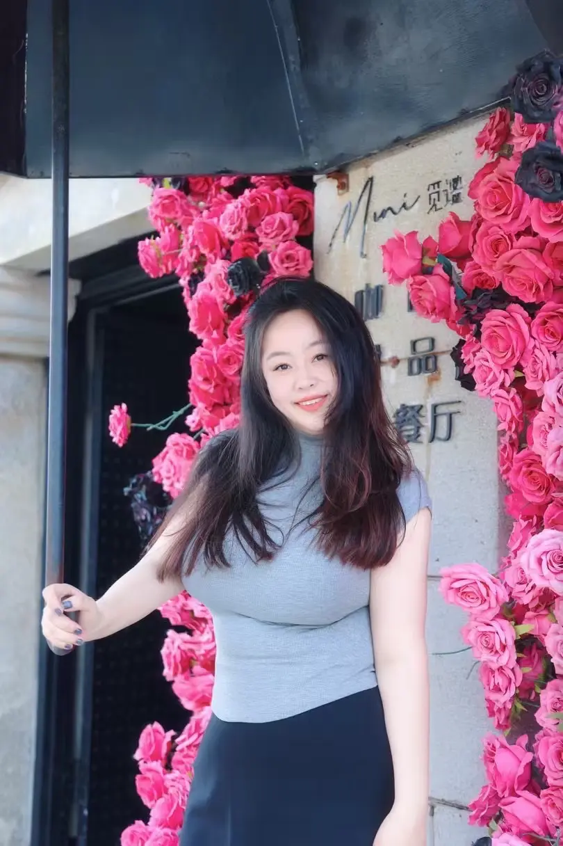 爱滋养人，钱滋养生活。祝我独立又被爱❤️