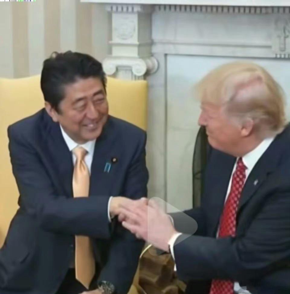 #特朗普遭遇枪击# 其实川普没事才是最好的，一旦死了，对共和党不利，没了主心骨；