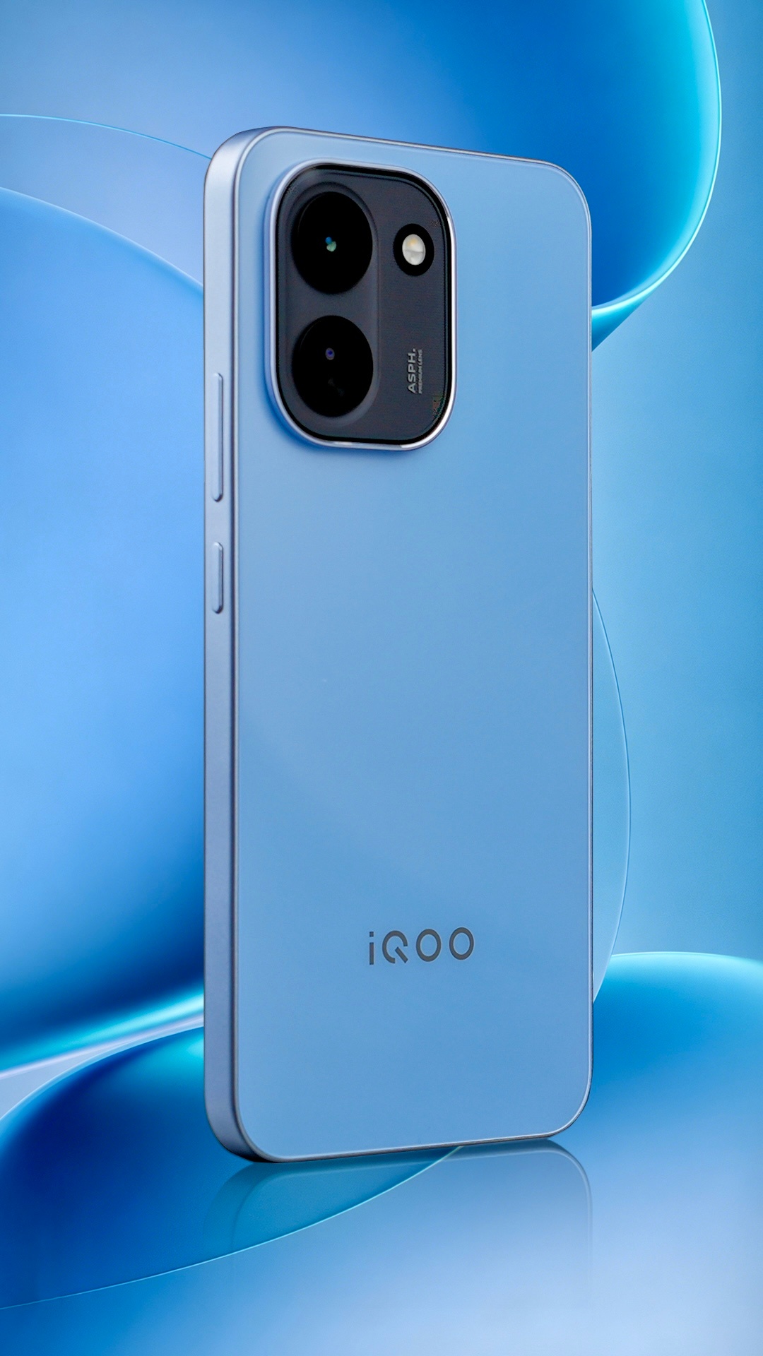 感受下iQOO Z11～9020mAh大电池、1.5K+165Hz电竞屏，是不是