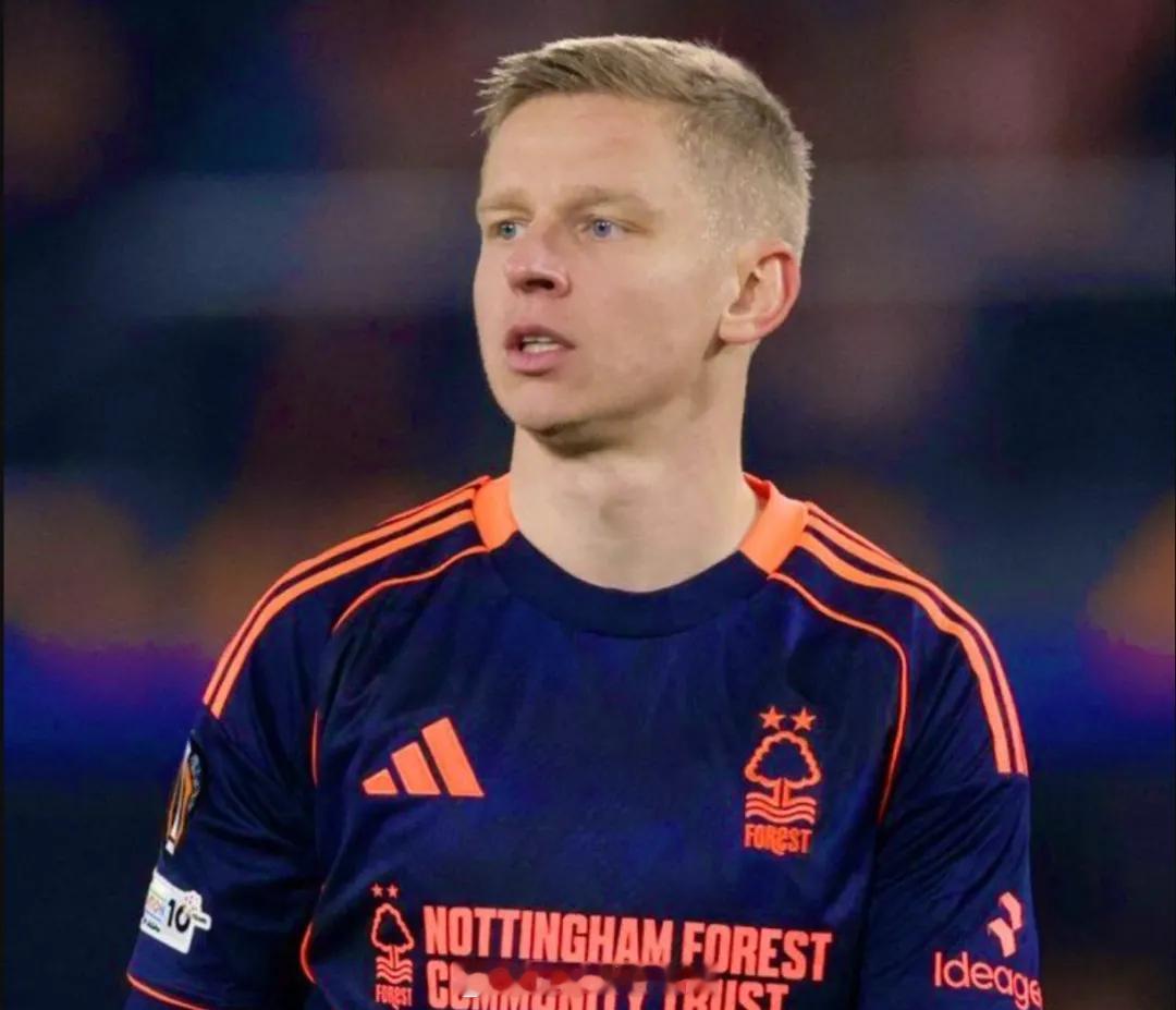 罗马诺发推：津琴科在周五已经飞往阿姆斯特丹和阿贾克斯签约（已通过体检，即将官宣）