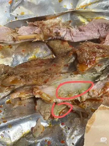 鹅腿阿姨儿子称或恢复烤鹅腿还是没有意识到问题的严重性，现在根本不是恢复不恢复鹅腿