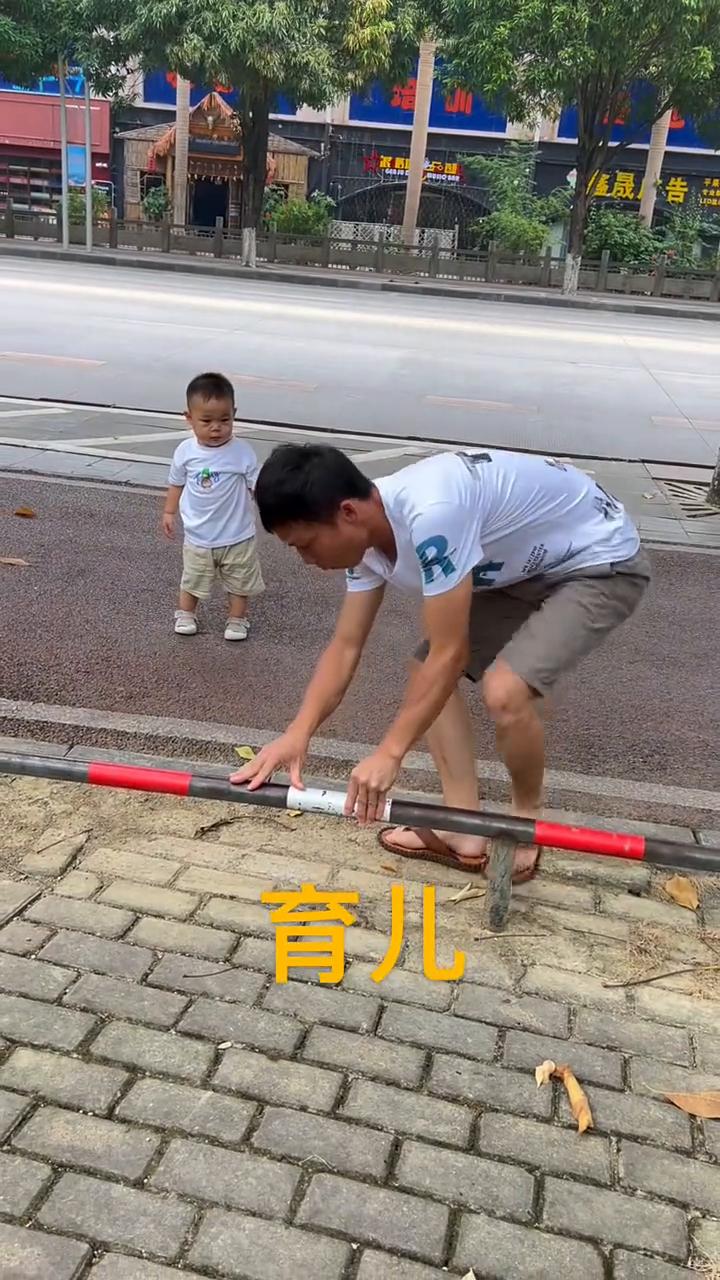 育儿。
做一个专业的演员。