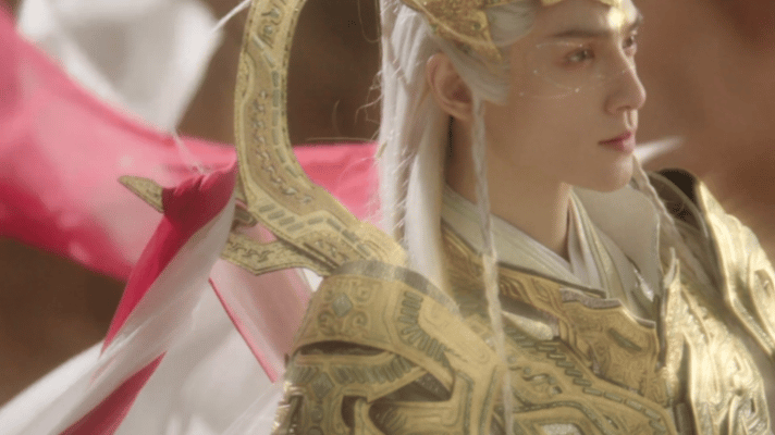 罗云熙全网最有资格用玄鸟的男人罗云熙水龙吟国漫级开大鎏金铠甲配玄鸟神光，特效焊在