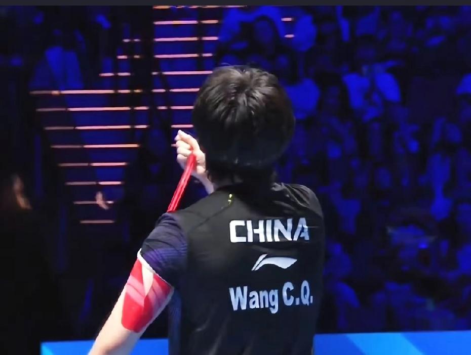 肌贴一撕，有我没他！楚钦是孤勇者，也是独自扛全区的战士，当大比分1-3落后；小比