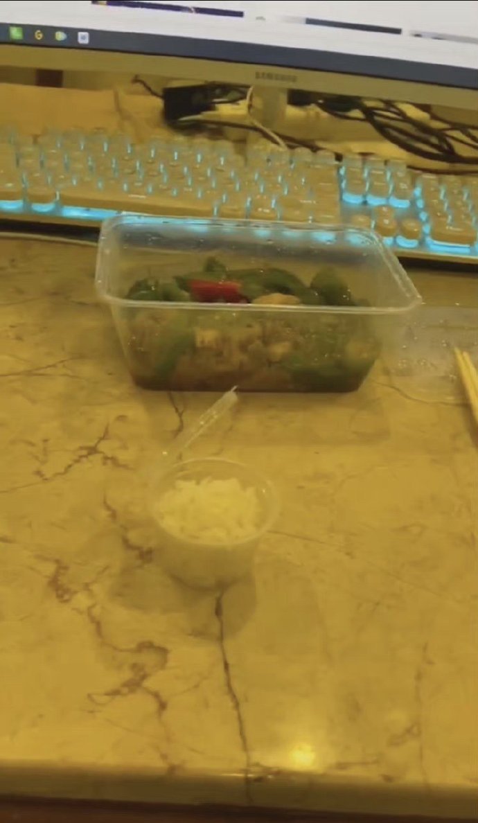 点外卖时备注只要一点点饭