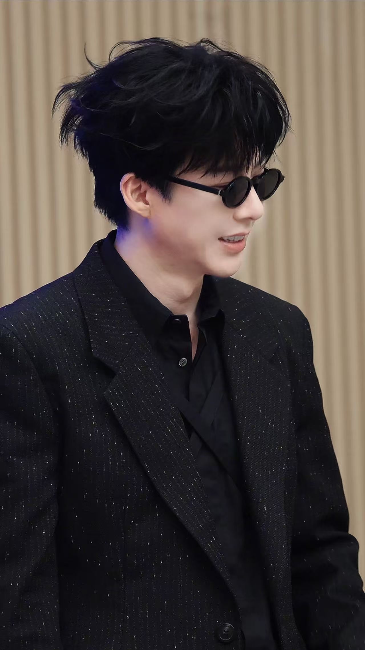 刘宇宁选黄子弘凡当起床铃声这个搭配太妙啦！刘宇宁选择黄子弘凡歌声作为起床铃声，清