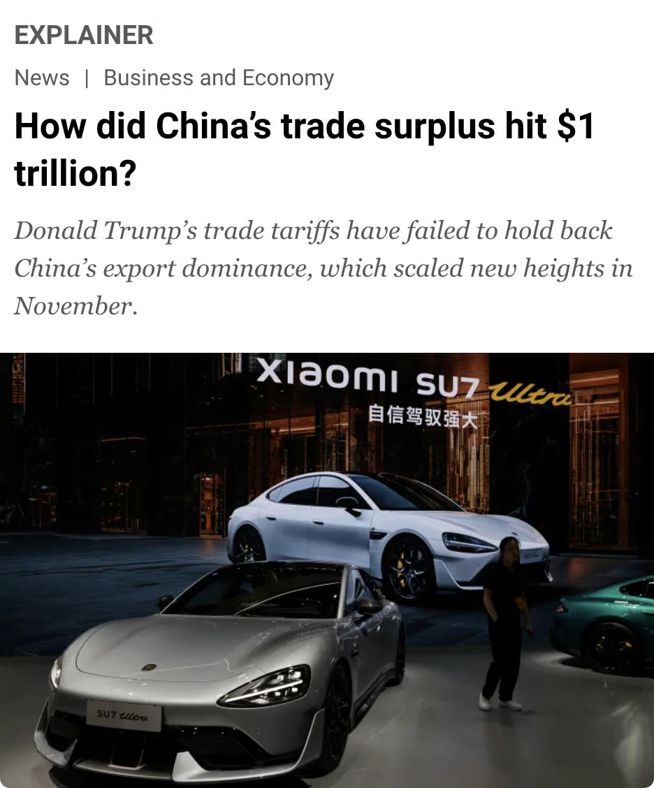 外媒：中国贸易顺差首次突破1万亿美元，显示其作为“世界工厂”的强大地位。尽管面临