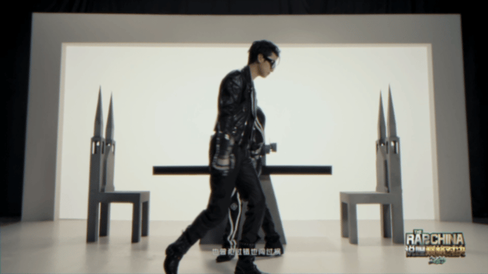 说唱巅峰对决主题曲说唱巅峰对决2026《My Way(由我)》废土风MV氛围感拉