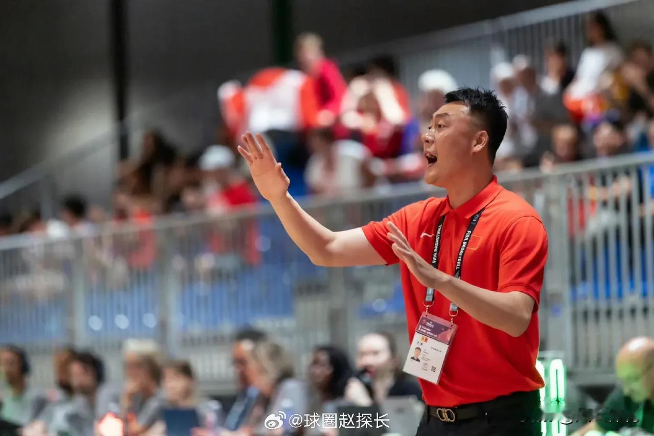 备受争议！曲绍斌将担任2025CBA选秀训练营导师！

刚刚带领中国U19男篮无