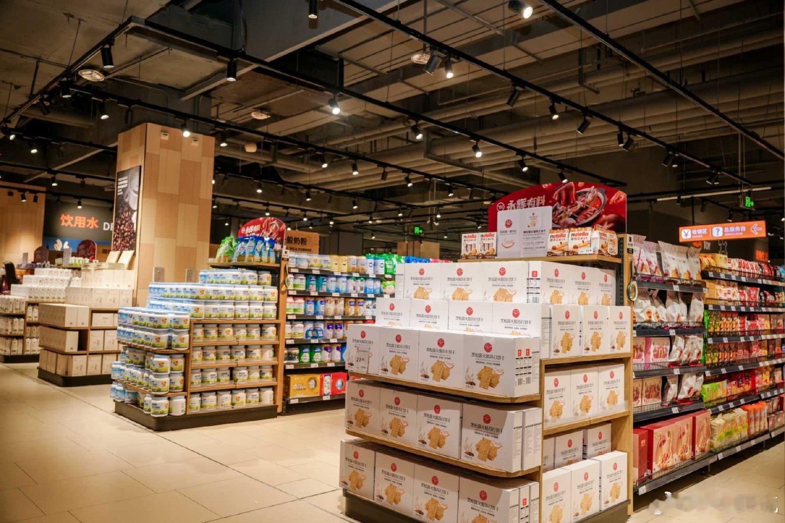 永辉超市在昆明调改后的门店对商品结构进行了全面迭代，重新规划了大量单品，淘汰了部