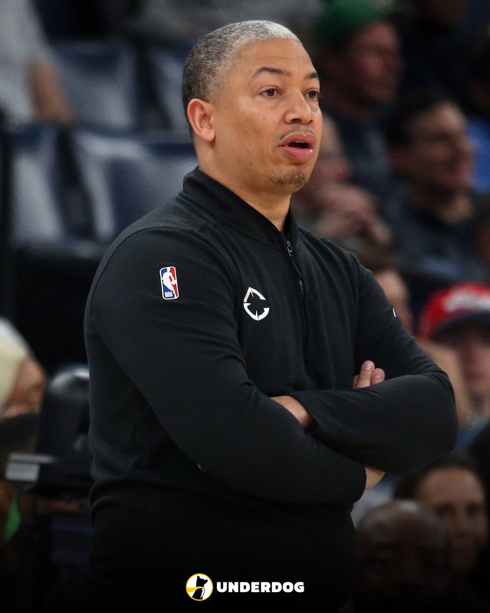 快船战胜独行侠泰伦卢说到做到 快船6-21的时候，卢指导喊出了后面的比赛我们要3