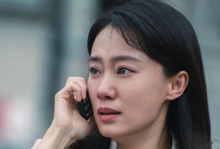 张小斐大荧幕再演妈妈，与惠英红对手戏太精彩，结局意难平
《拯救嫌疑人》是一部剧情