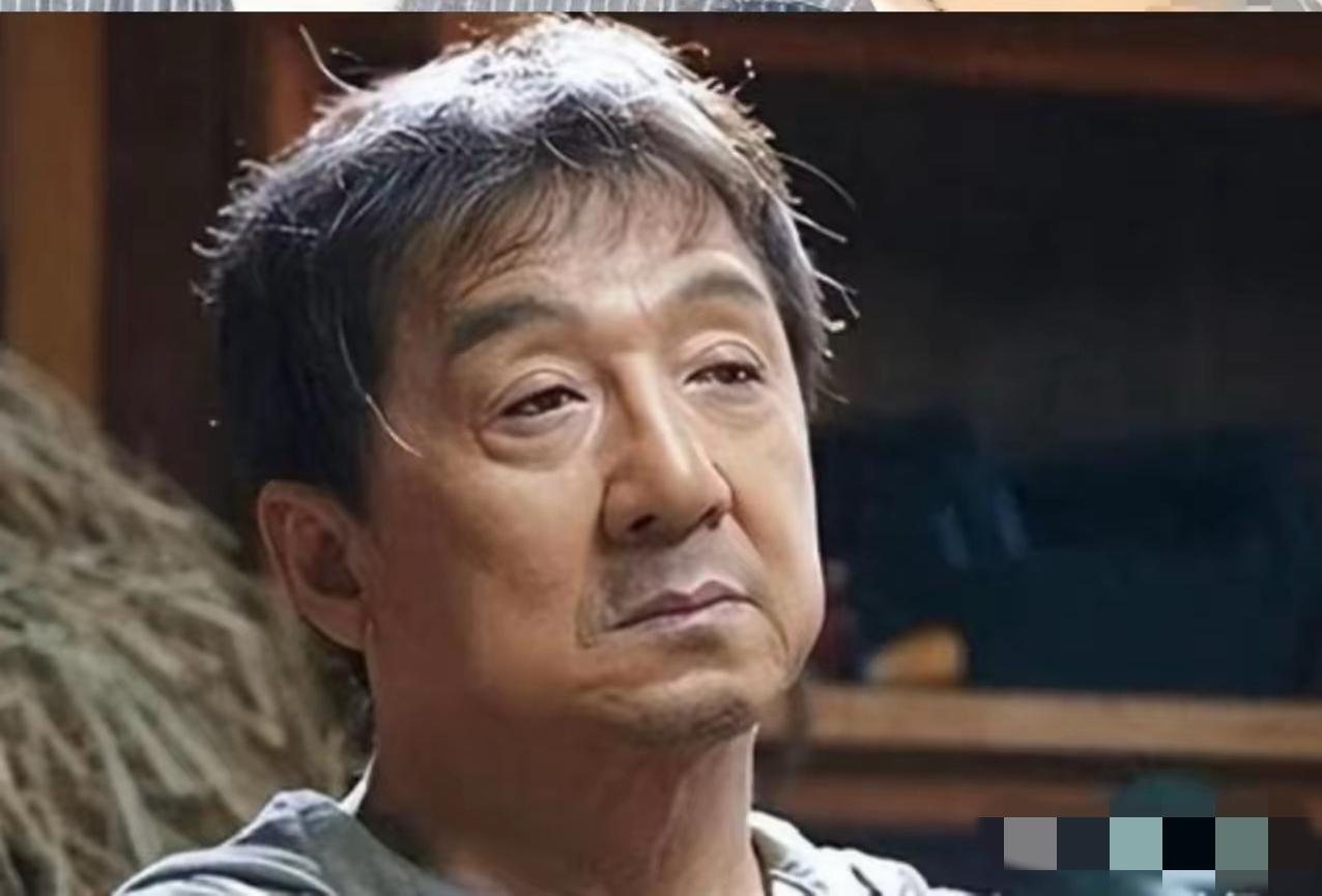 71岁的成龙，两个孩子是最大的“心痛”。37岁的儿子堕落管不住，26岁的女儿也不