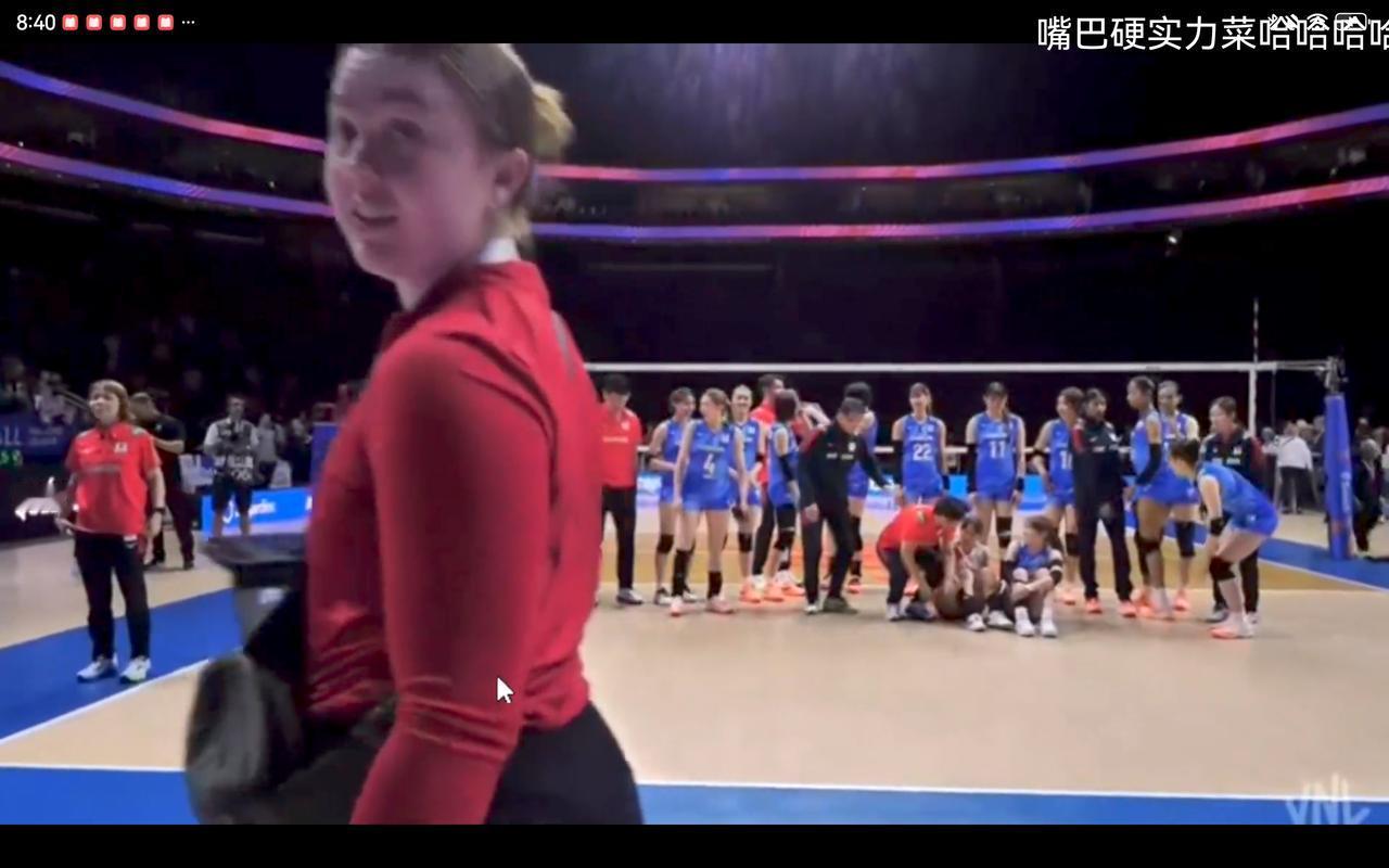 这是世联赛以来最热血的一场比赛，主场作战的加拿大vs日本女排，老褶子古德蒂吃到了