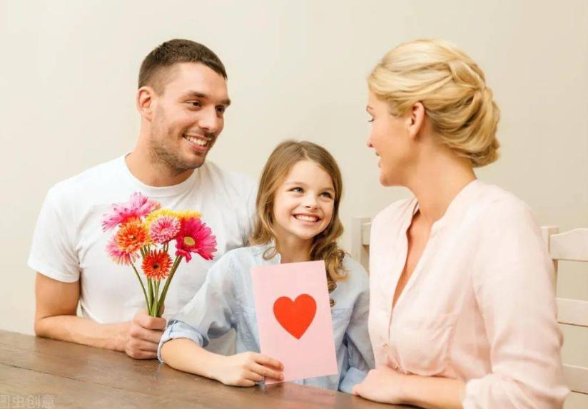 真正的富养，是让孩子学会自己扛事
 
父母的爱，从来都藏在细节里，可这份爱，一旦