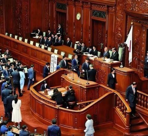 倭国，被免除了战争赔偿，给鼻子上脸……《日本炸锅了！6月29日这一天，日本非常难