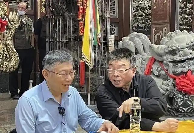 柯文哲还没玩够，非要把自己玩死。他再度操弄政治算计，赴美密会蓬佩奥大放厥词，公然