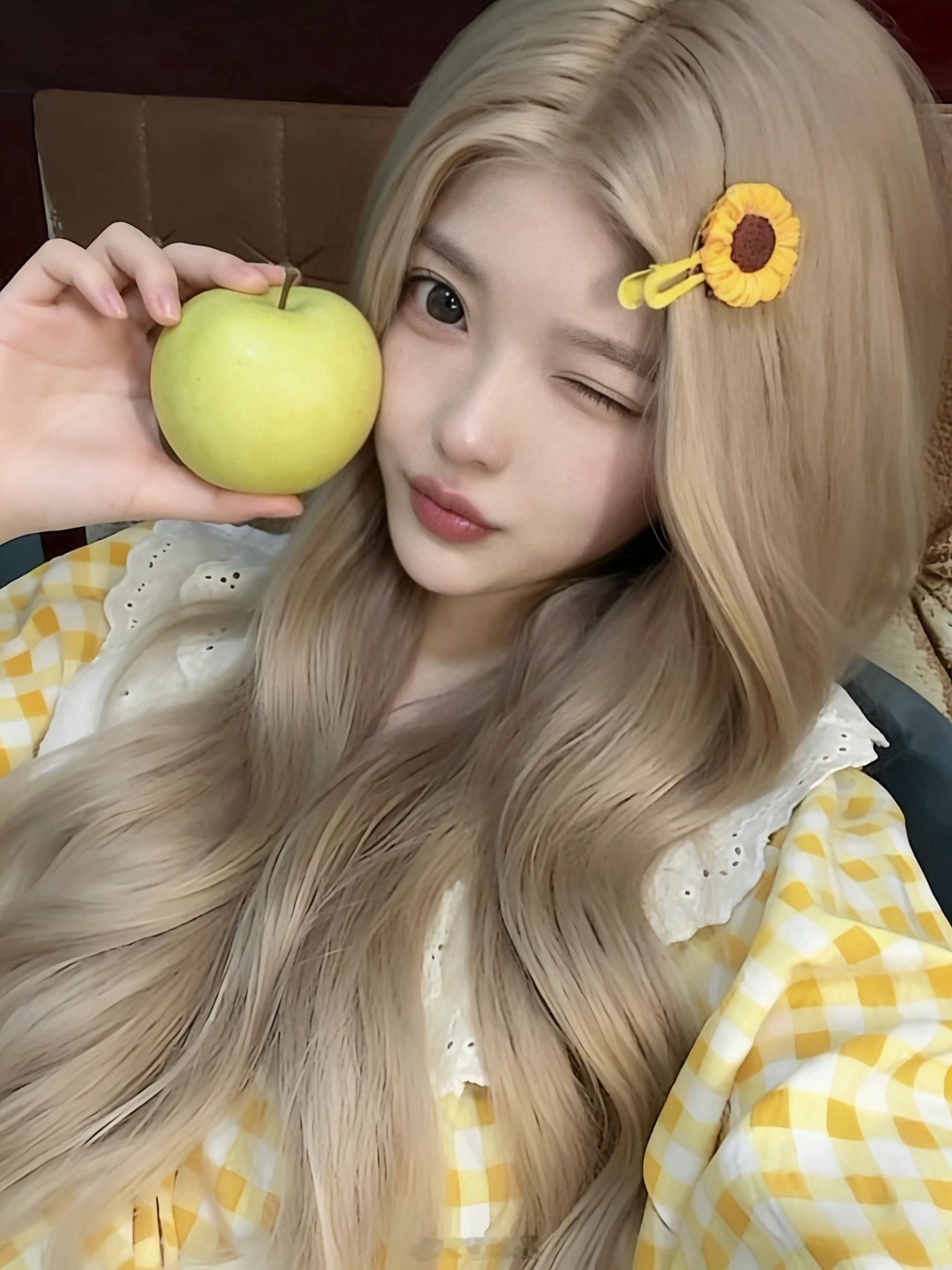 淡妆浓妆哪个更适合我淡颜甜妹