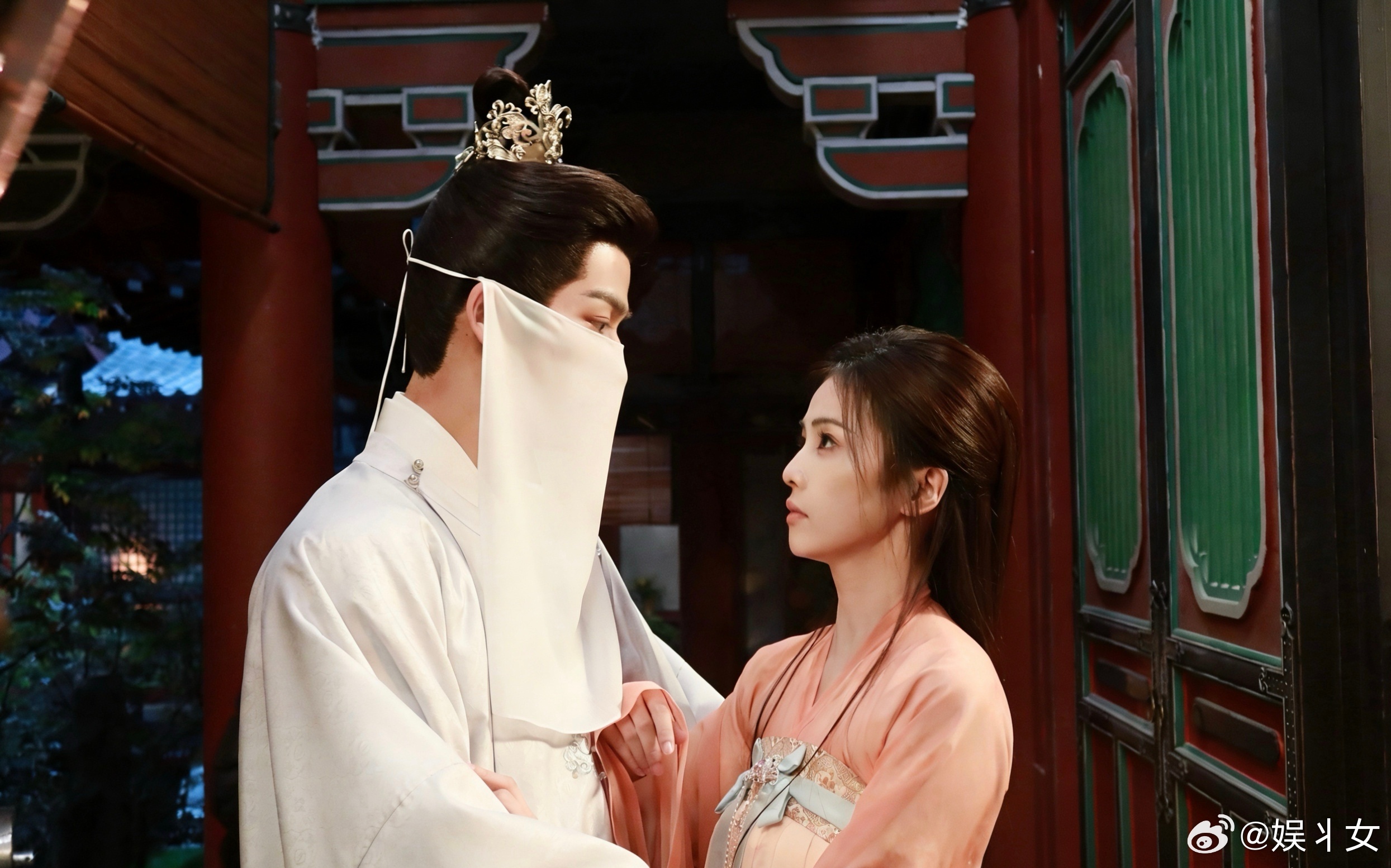 唐宫奇案心疼是心动的开始太好嗑了，李佩仪生病的时候，萧怀瑾全程忙前忙后找药方煎药