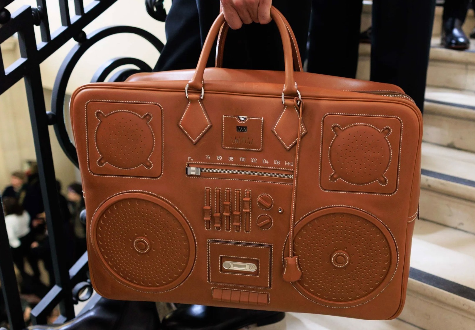 男装周 爱马仕2026冬季男装秀 包包分享你种草哪款？巴黎男装周大秀直击