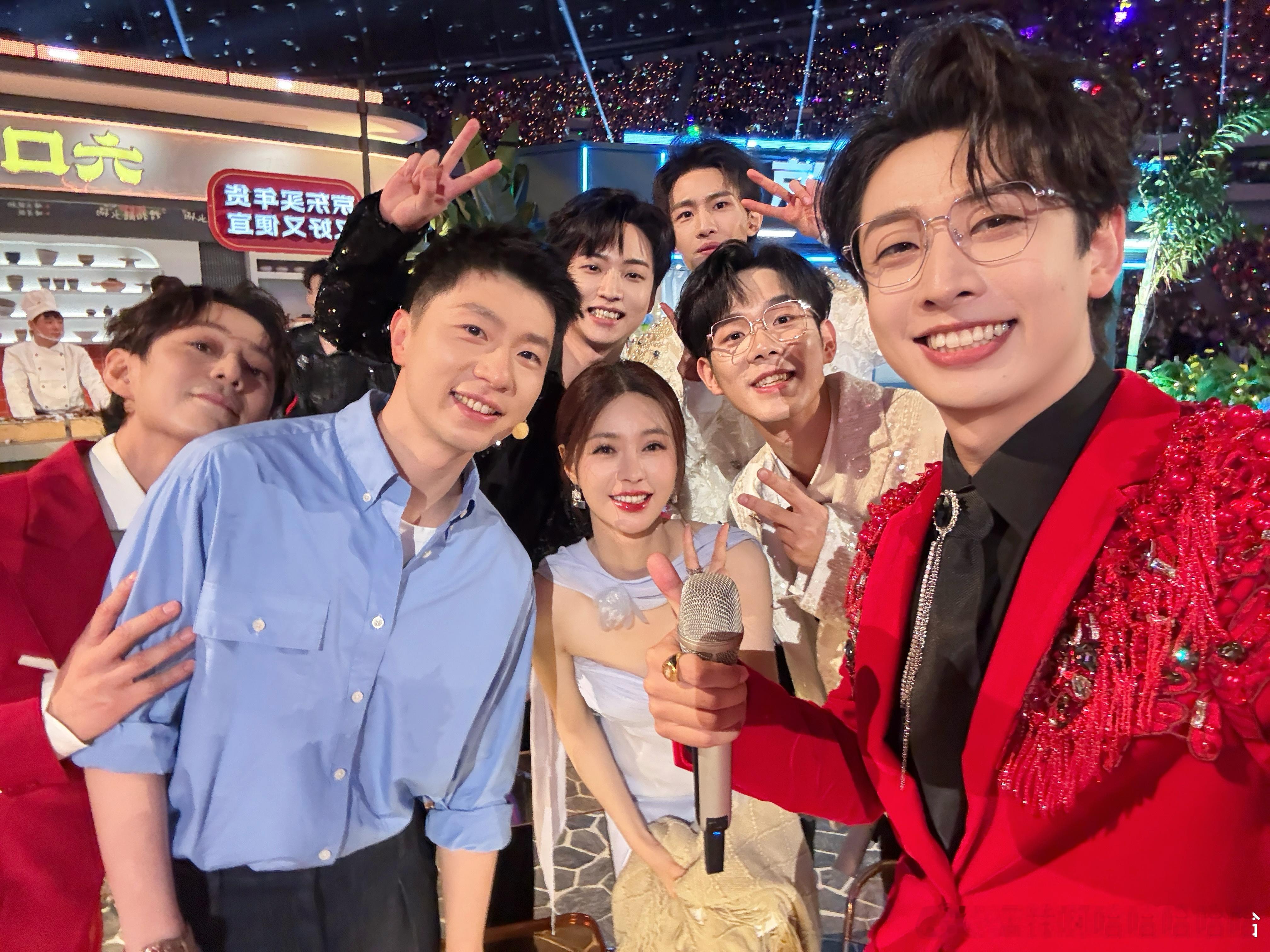 想到去年湖南跨年还有马龙🥺 