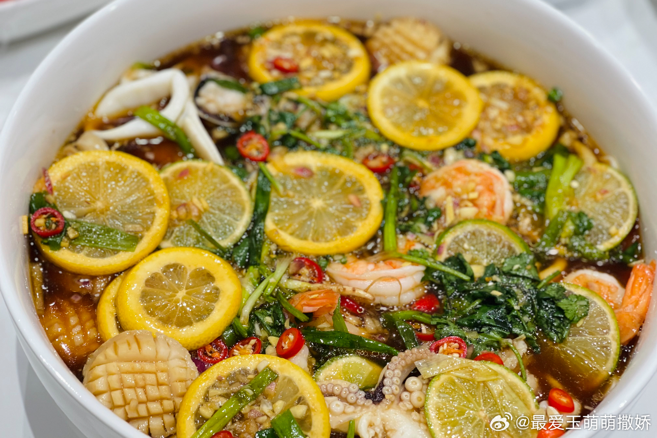 生活手记一段感情里谁主谁分、谁强谁弱，直接决定了婚姻长期的相处状态。相处模式一旦