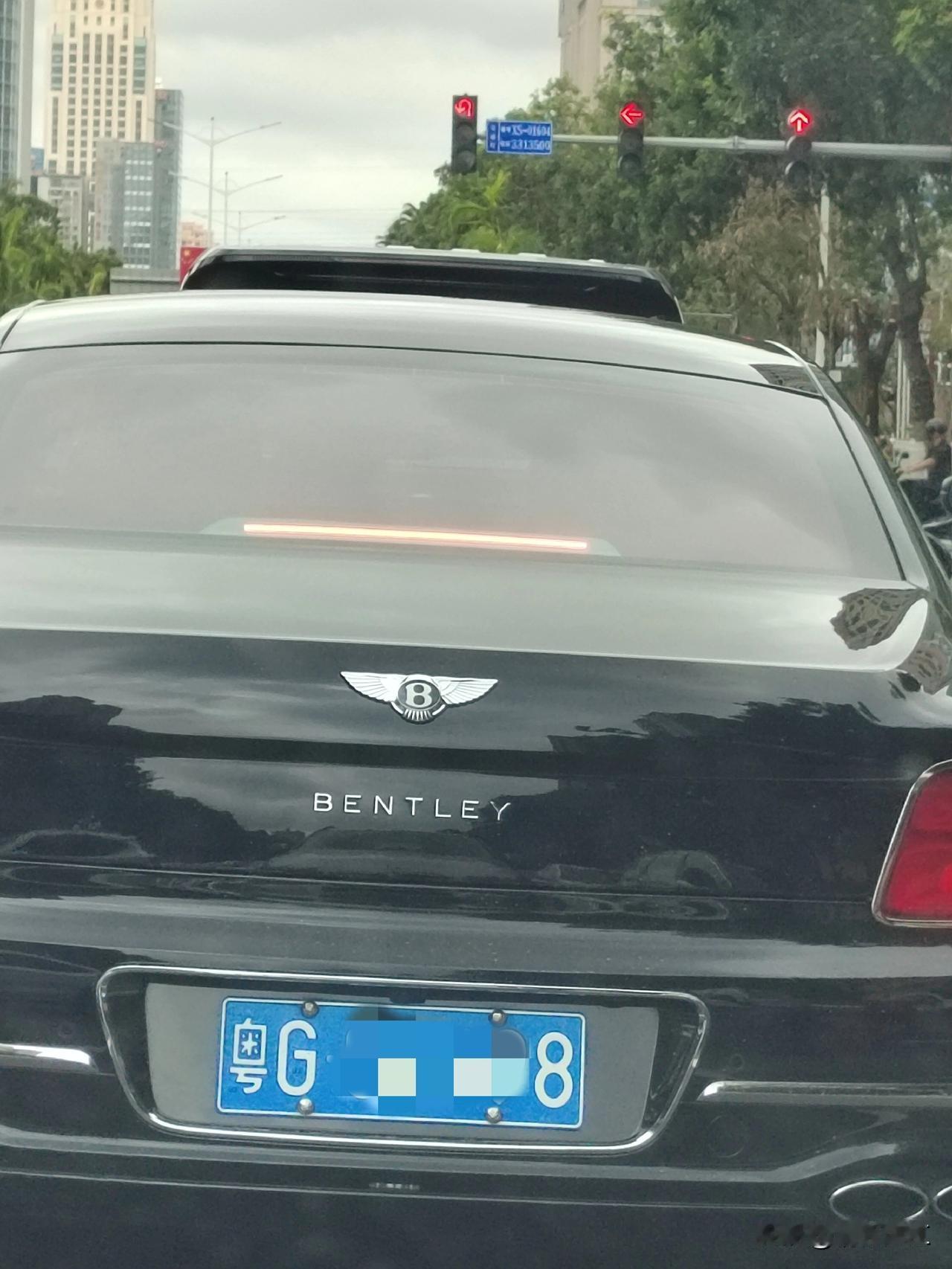 湛江市有多少辆这款豪车？身家不超过千万的老板，不敢购买这款车吧！