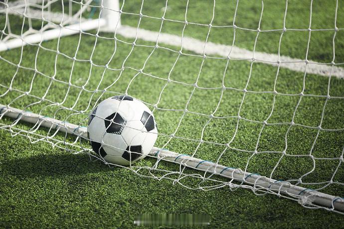 【本届世界杯已打进了6个乌龙球】 ⚽️⚽️⚽️⚽️⚽️⚽️ 截至目前，本届世界杯