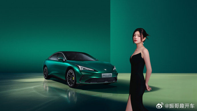 蓝眼狐是L3吗 8775舱驾一体芯片+惯导双目立体视觉系统，是这一切流畅体验的底