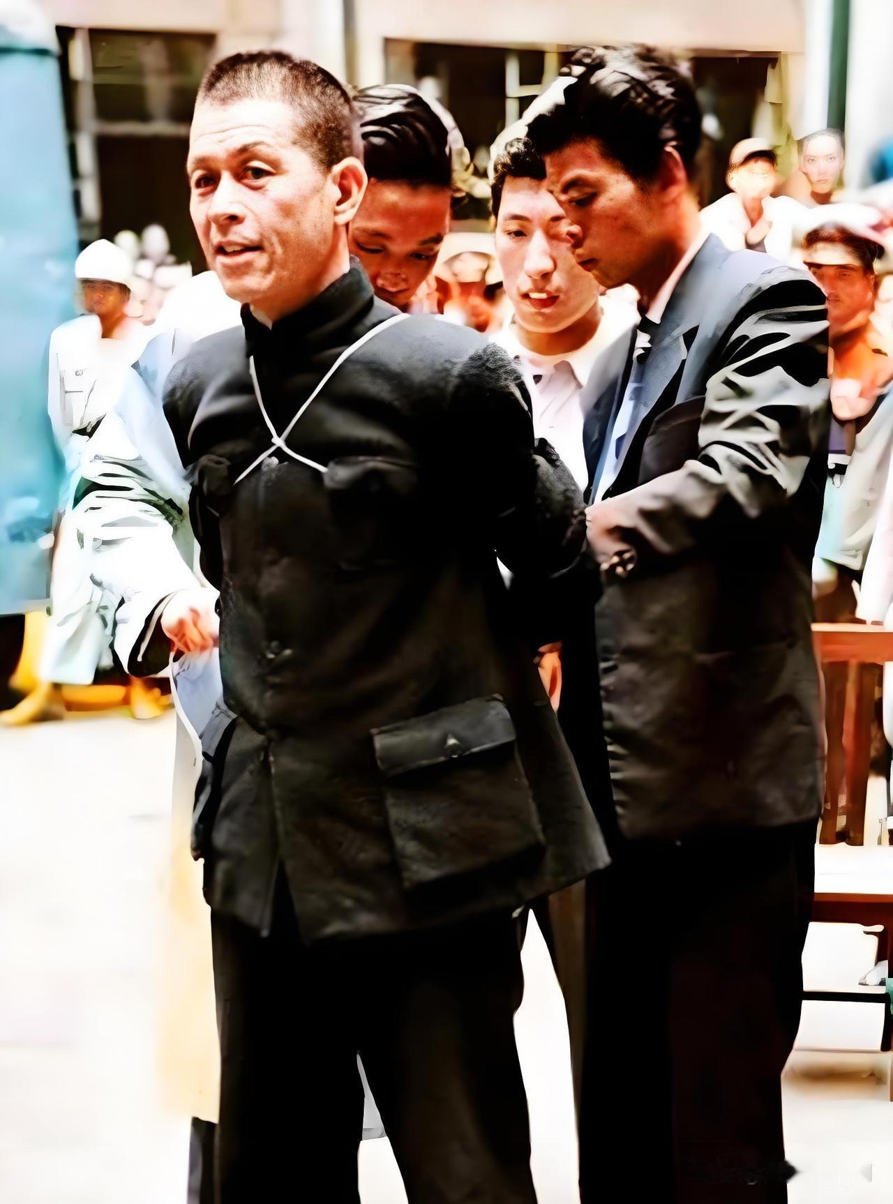 陈仪早在1949年2月就被免去浙江省主席、在上海软禁，3月27日陈惕庐在上海中国