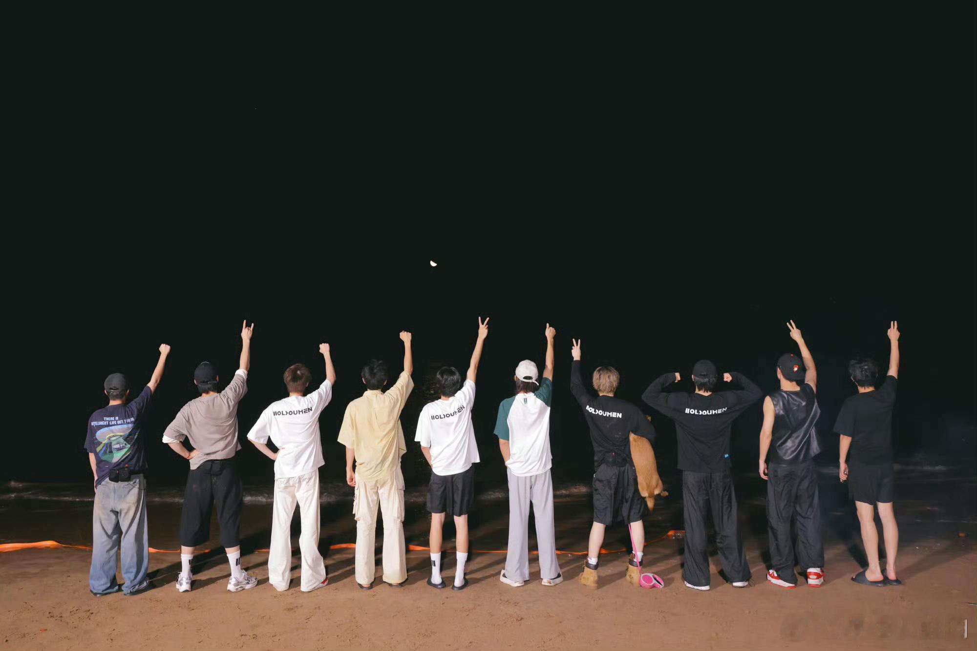 十个勤天三周年了🥲时间怎么走得这么快啊一年一工照好吗！十个勤天开启第四年