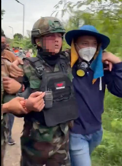 泰国和柬埔寨军队，再次爆发冲突！
9月17日下午，据传是全副武装的泰国军人，越境