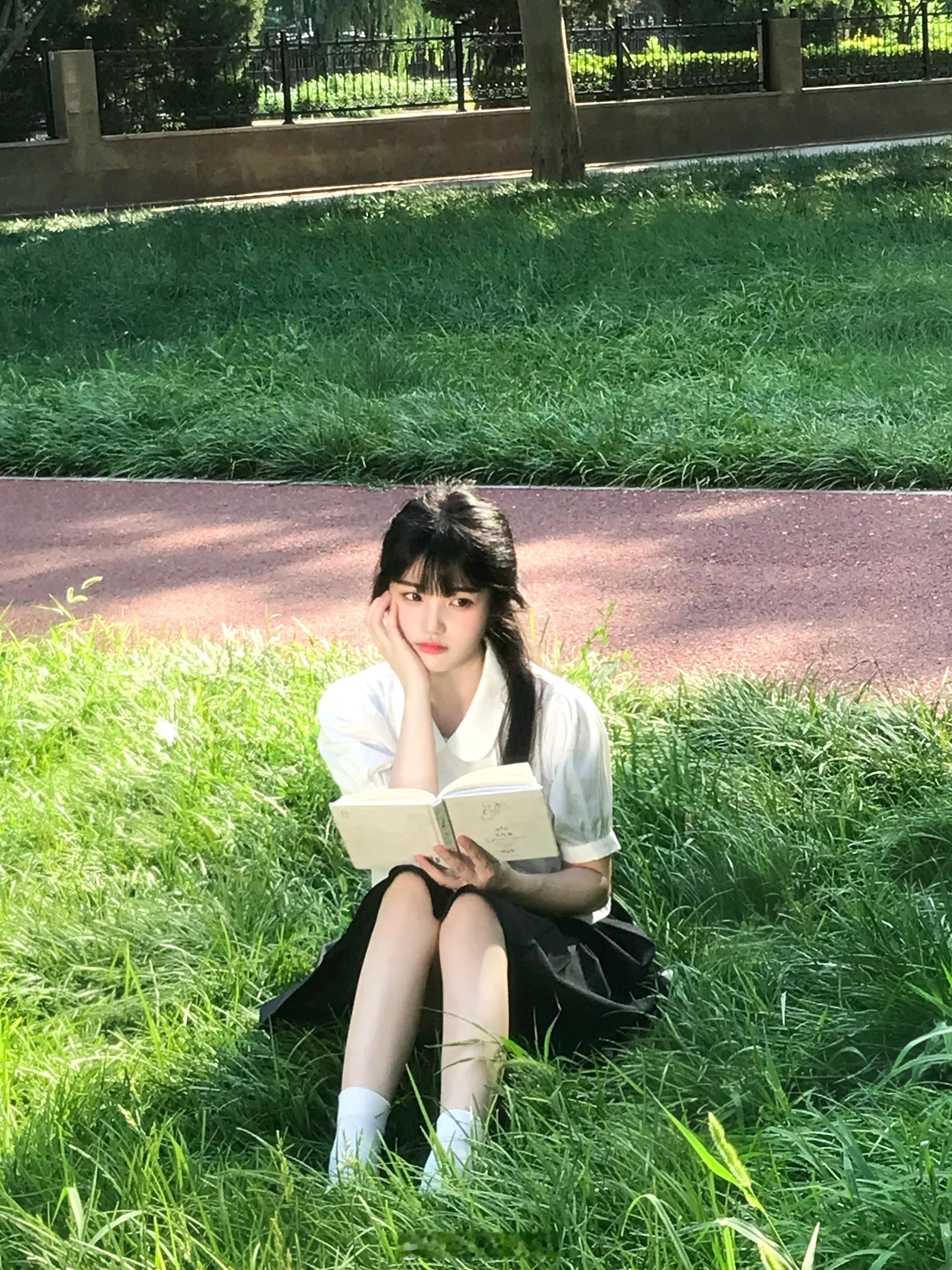 等你下课一起走好吗🍃 ​​​