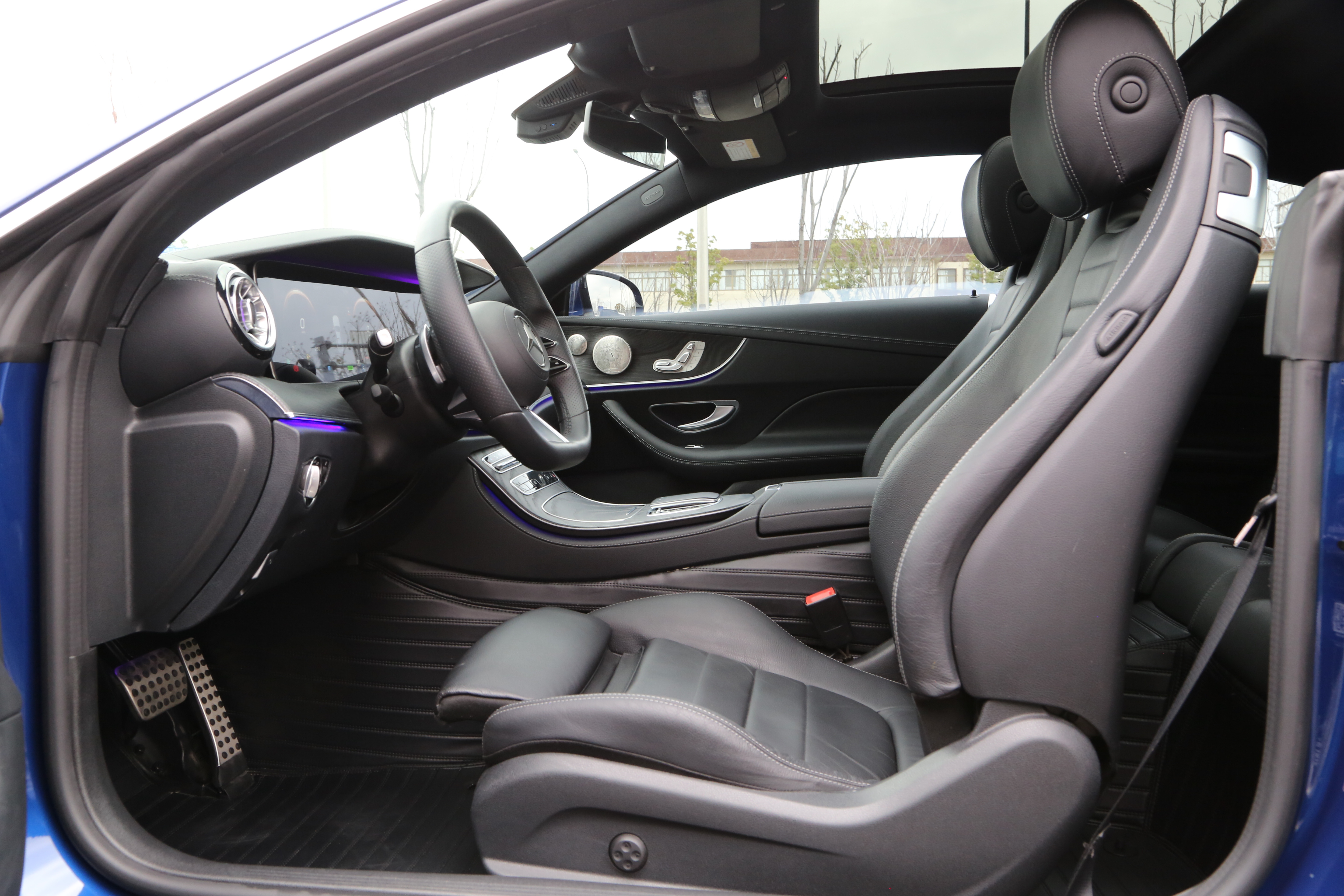 奔驰E260双门轿跑有喜欢的吗